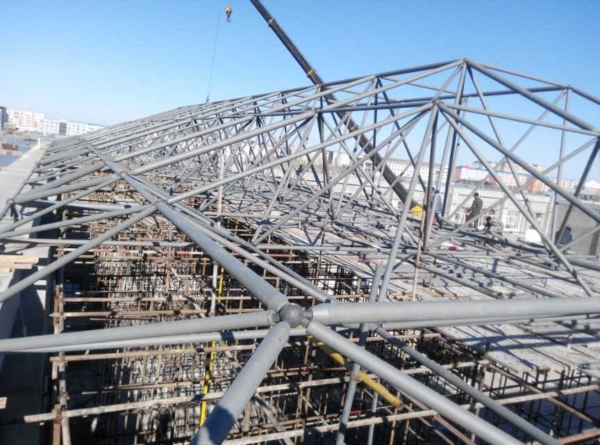 湘西商贸城屋顶网架工程
